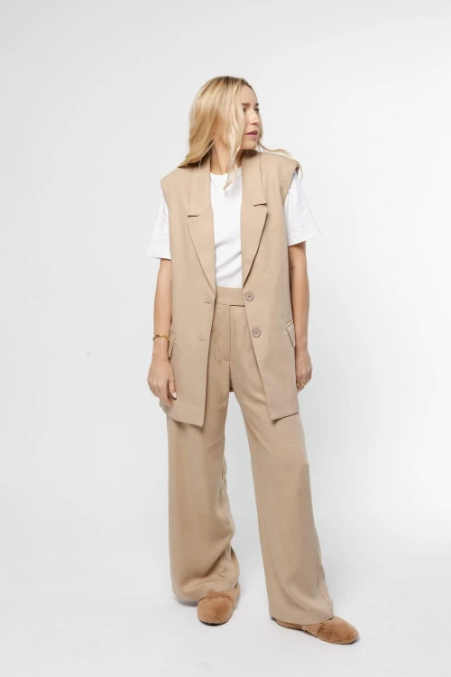 Office_beige.jpg